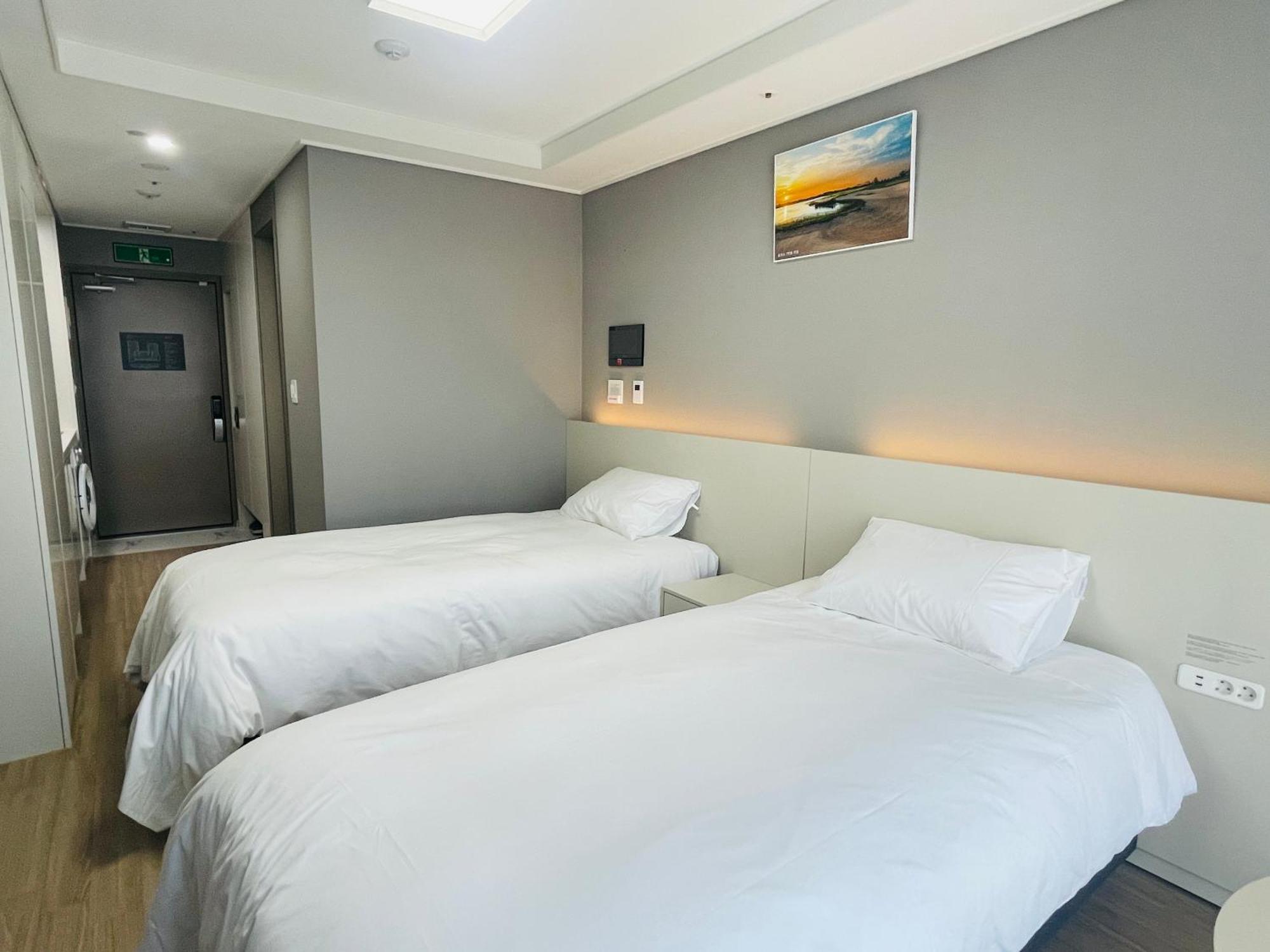 Inn-The City Myeongdong Seoul Exterior photo