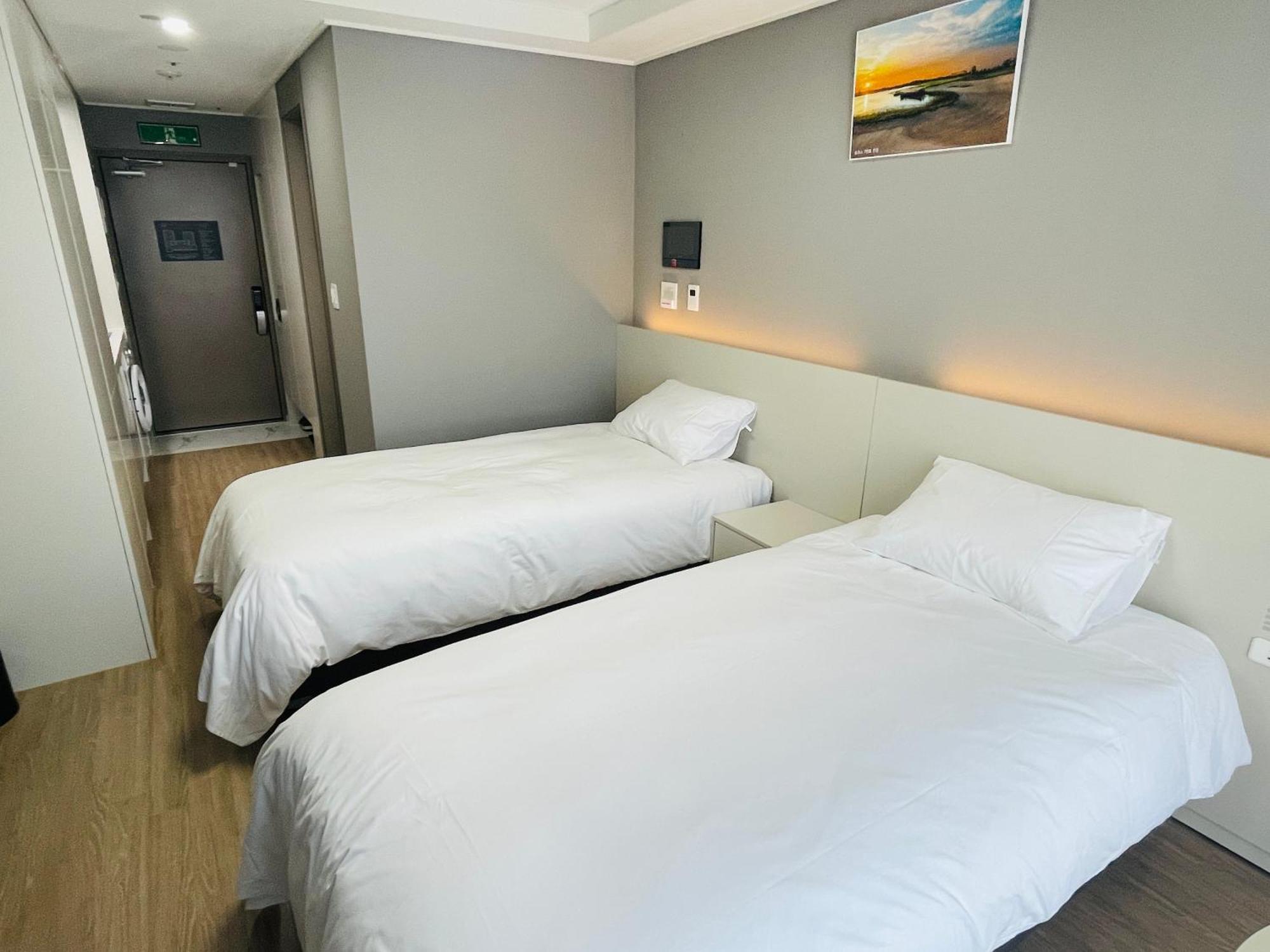 Inn-The City Myeongdong Seoul Exterior photo